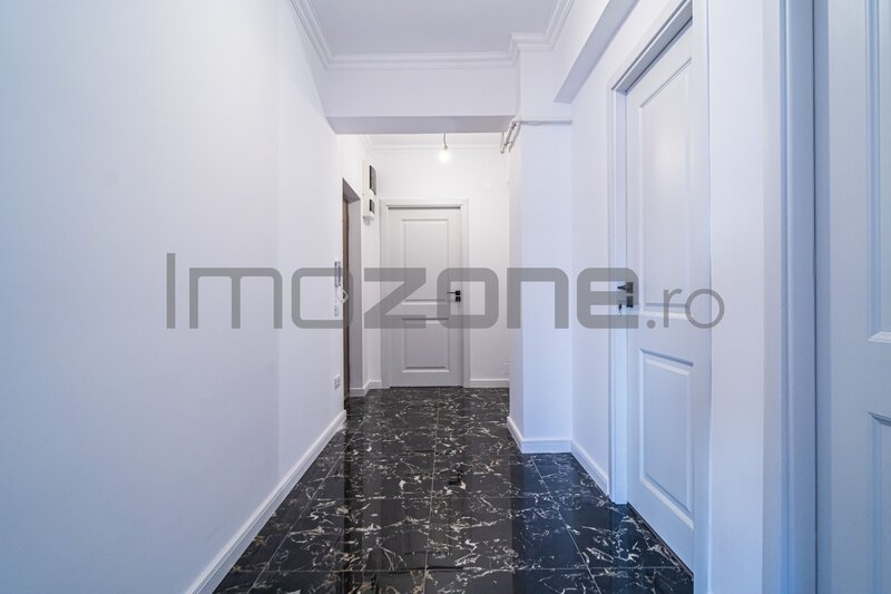 Prelungirea Ghencea, 2 camere, etaj 1/3, 75 mp, terasa 12.5 mp, comision 0%