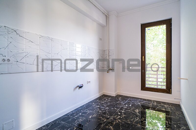 Prelungirea Ghencea, 2 camere, etaj 1/3, 75 mp, terasa 12.5 mp, comision 0%