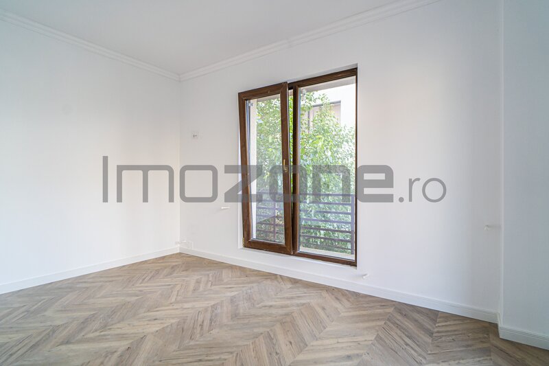 Prelungirea Ghencea, 2 camere, etaj 1/3, 75 mp, terasa 12.5 mp, comision 0%