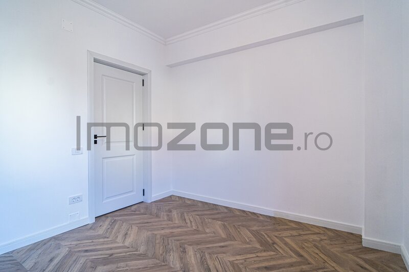 Prelungirea Ghencea, 2 camere, etaj 1/3, 75 mp, terasa 12.5 mp, comision 0%