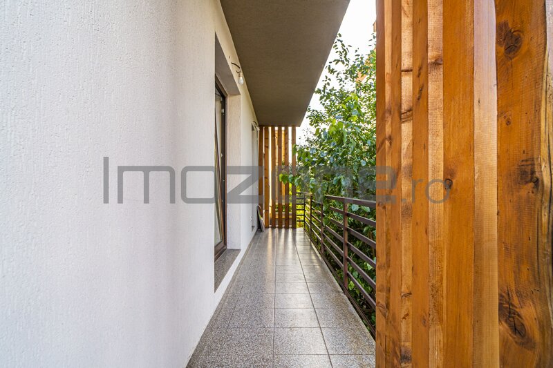 Prelungirea Ghencea, 2 camere, etaj 1/3, 75 mp, terasa 12.5 mp, comision 0%